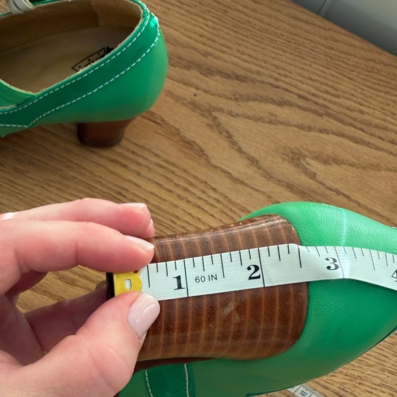 John Fluevog Operetta Vibrant Green Double Strap Heels - Picture 10 of 10